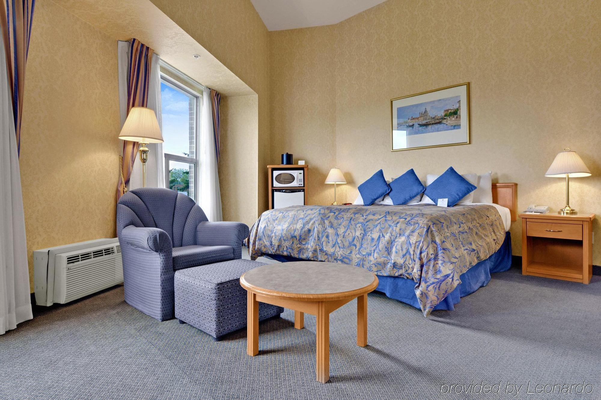 Best Western Plus Uptown Hotel Ванкувър Екстериор снимка