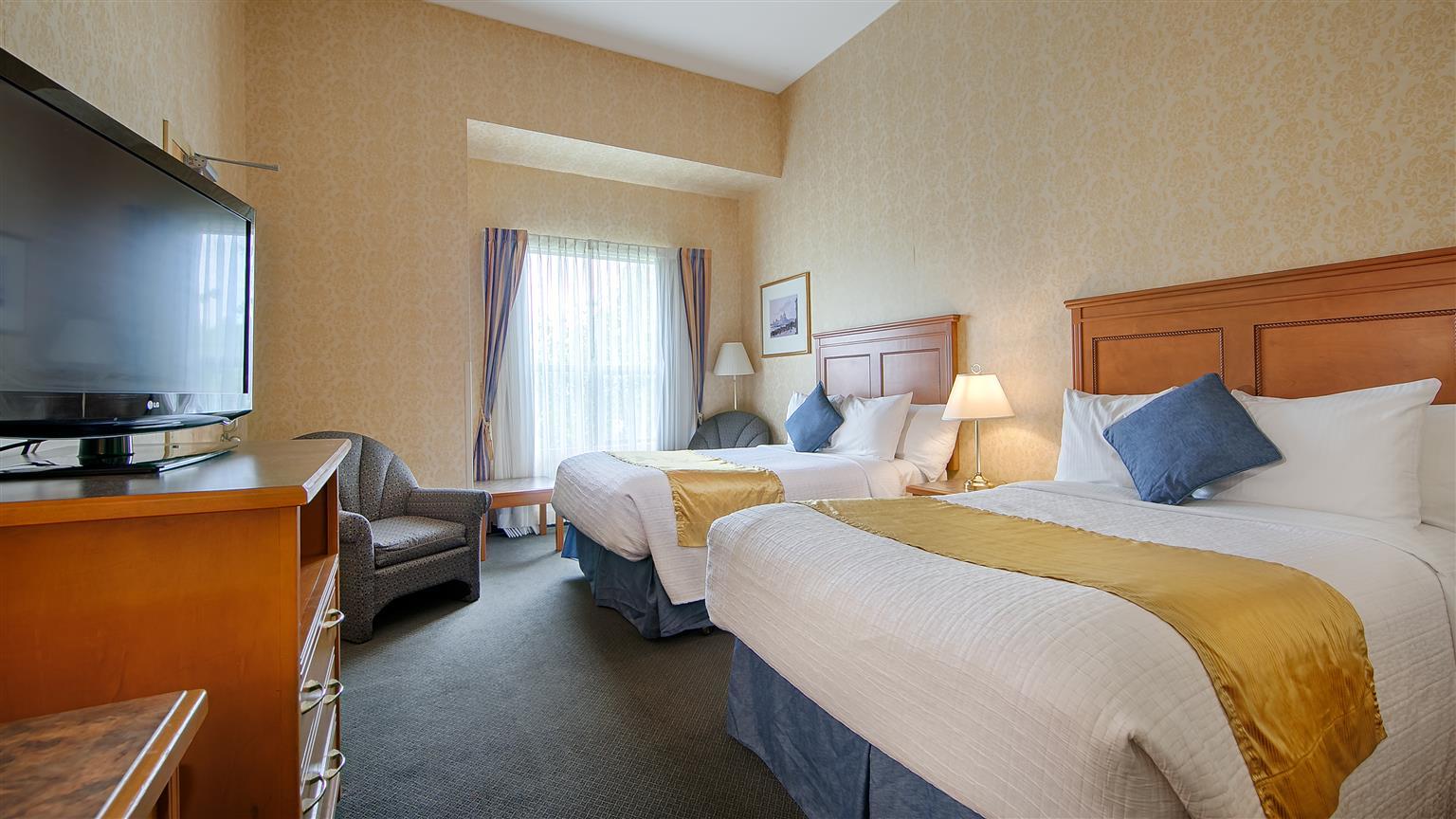 Best Western Plus Uptown Hotel Ванкувър Екстериор снимка