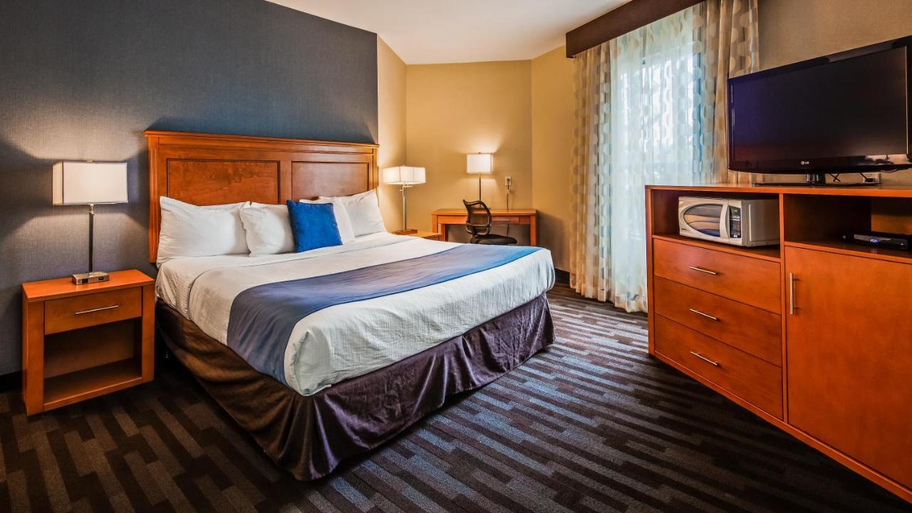 Best Western Plus Uptown Hotel Ванкувър Екстериор снимка