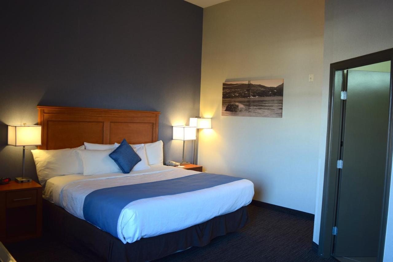 Best Western Plus Uptown Hotel Ванкувър Екстериор снимка